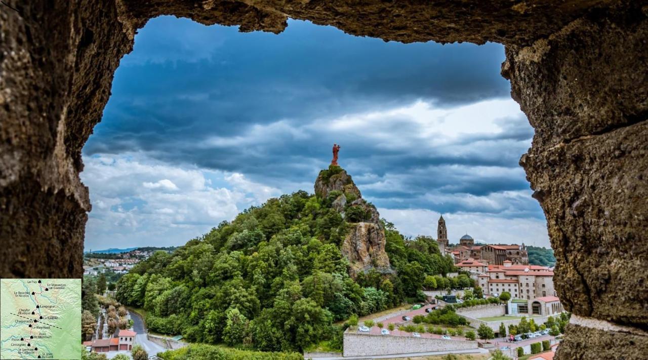 Maison Au Loup - Superbe Ancien Hotel Particulier Du Xvie Siecle Au Coeur De La Vieille Ville Du Puy Le Puy-en-Velay Bagian luar foto